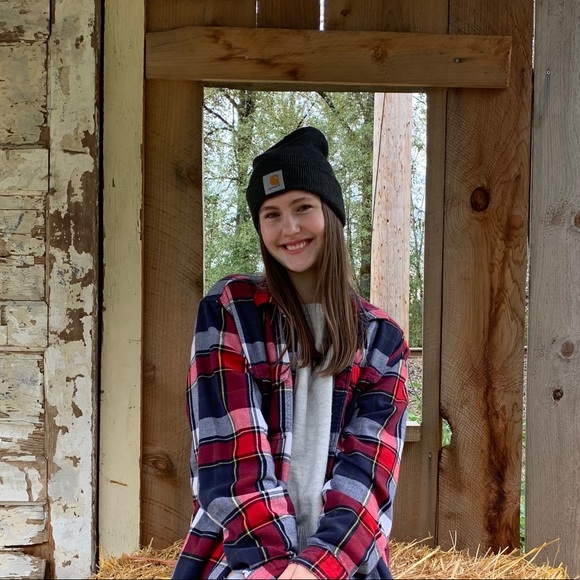 Meet your Posher, Maya - Picture 1 of 1